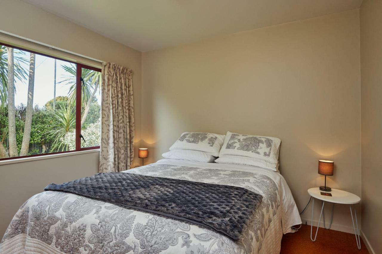 Brook House B&B & Cottages Кайкоура Екстер'єр фото